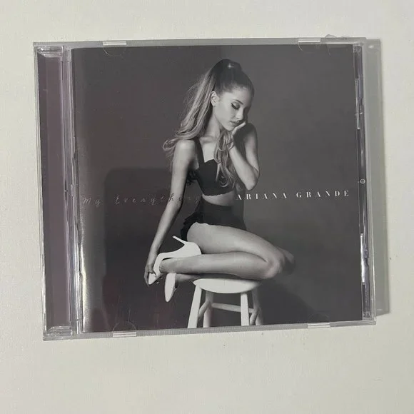 Ariana Grande My Everything サイン入りフォト Ariana Grande My Everything サイン入りフォト Album Art